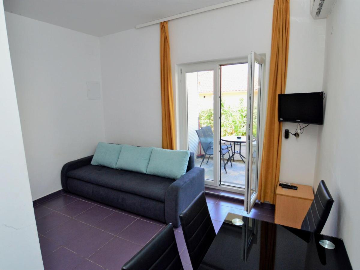 Apartment Katarina 4 - Sib158 By Interhome Brodarica  Εξωτερικό φωτογραφία